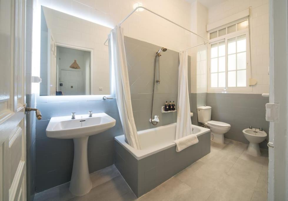 Apartment Mosaic Giralda إشبيلية المظهر الخارجي الصورة